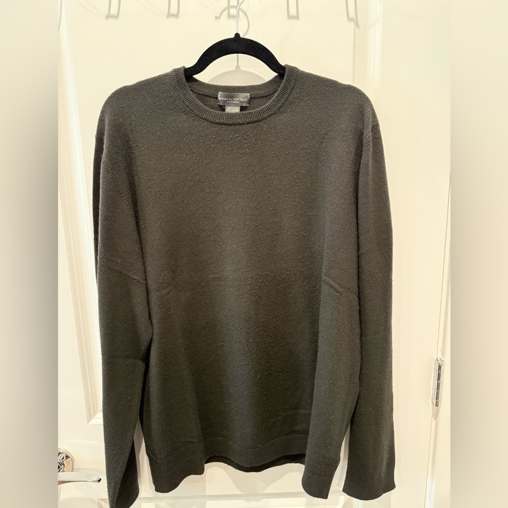 Banana Republic Men’s Brown Cashmere Sweater